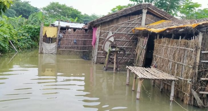 Bihar Flood Situation Worsens as Rivers Overflow, Millions Affected Across Districts