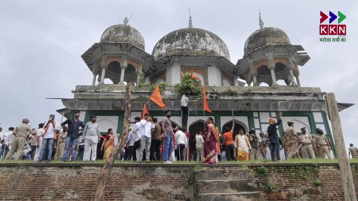 Fatehpur Dispute: Claims, Counterclaims, and the History Behind the Controversial Structure