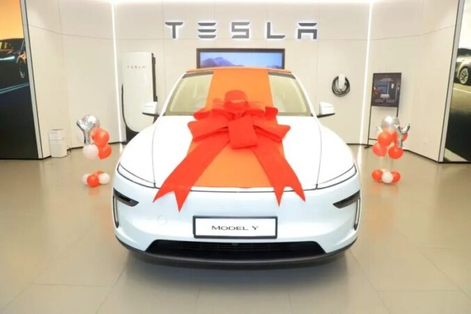 First Tesla Delivered in India as Maharashtra Minister Pratap SarnaiK Receives Model Y
