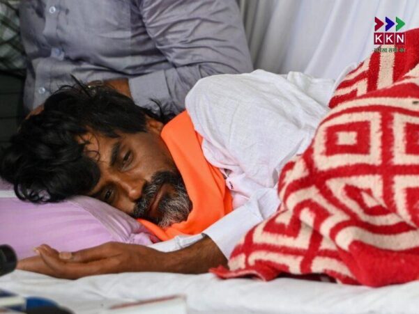 Manoj Jarange Refuses to Vacate Azad Maidan Despite Court Order in Maratha Quota Stir