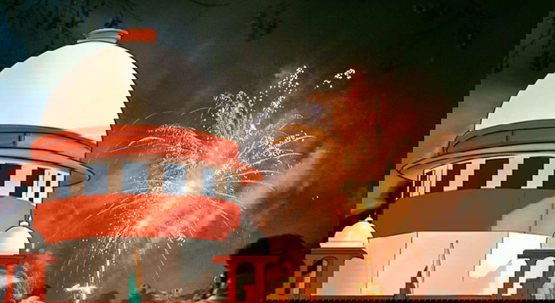 Supreme Court Permits Firecrackers in Delhi-NCR During Diwali : Delhi CM Rekha Gupta Reacts