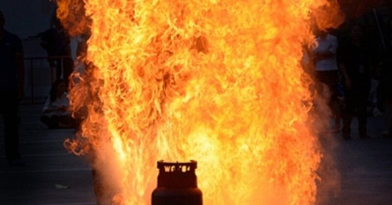 Gas Cylinder Explosion in Bettiah Injures Two Youths, Condition Remains Critical