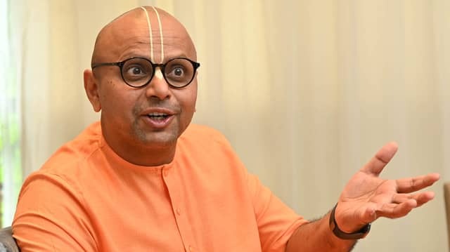 Why Other People’s Opinions Should Not Define Your Identity : A Lesson by Gaur Gopal Das