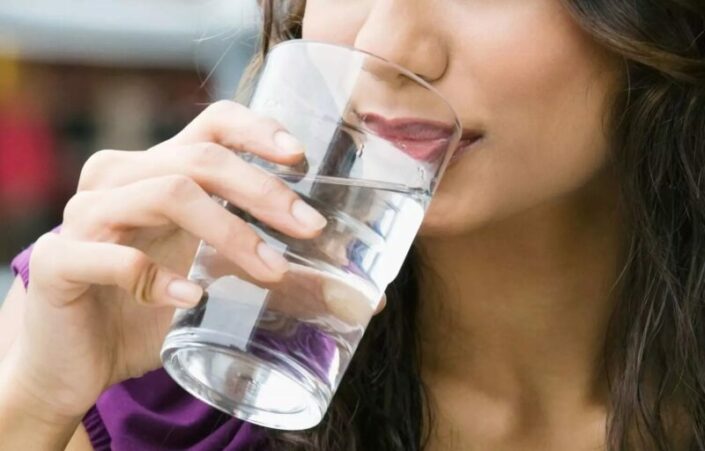 Winter Dehydration Risks Rise as Low Water Intake Affects Kidney, Brain, and Digestion